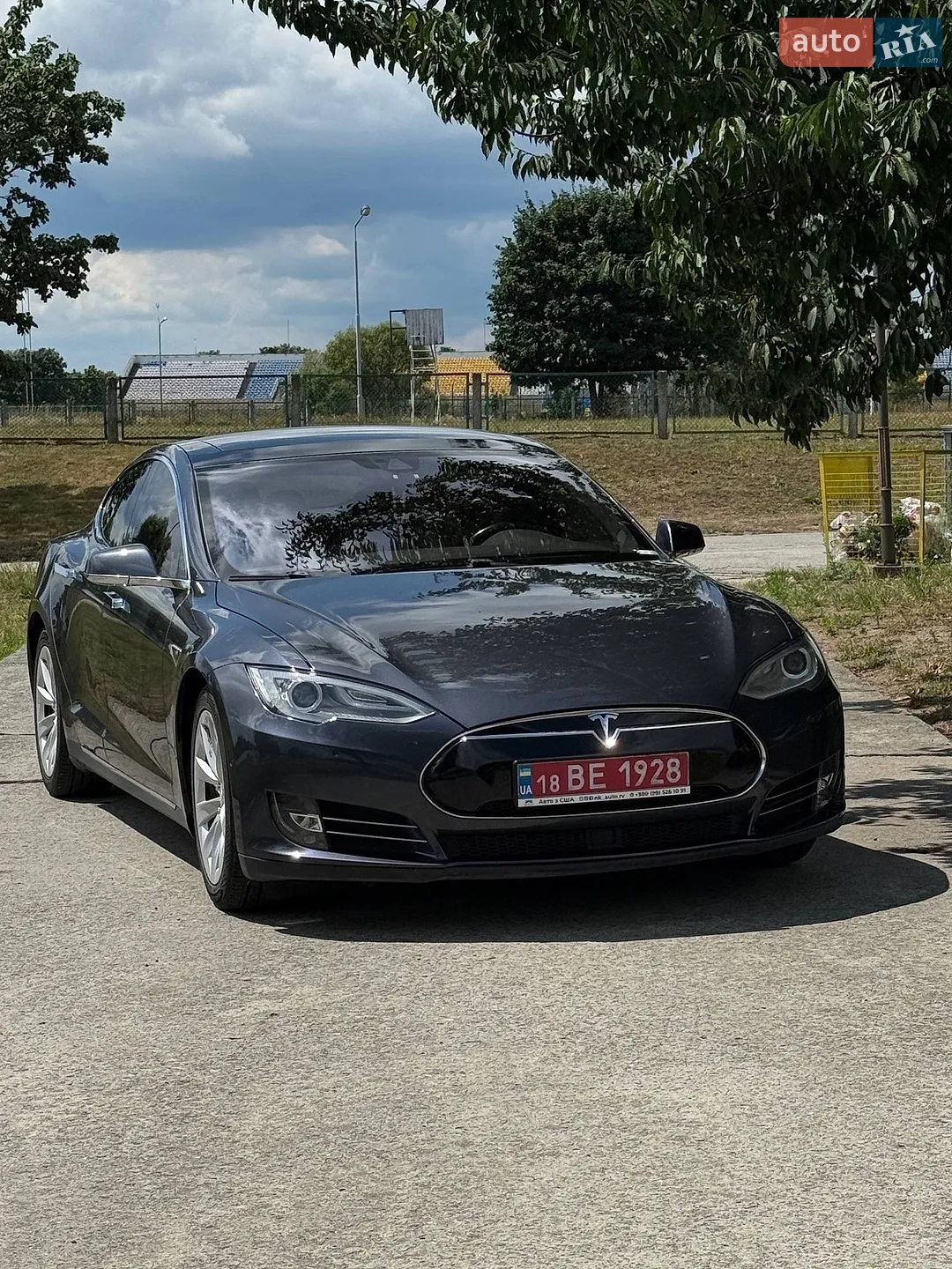 2016 Tesla Model S - фото 1