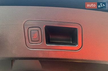 Лифтбек Tesla Model S 2015 в Владимире