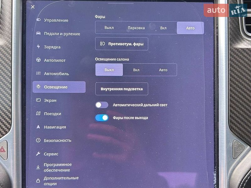 Лифтбек Tesla Model S 2016 в Киеве