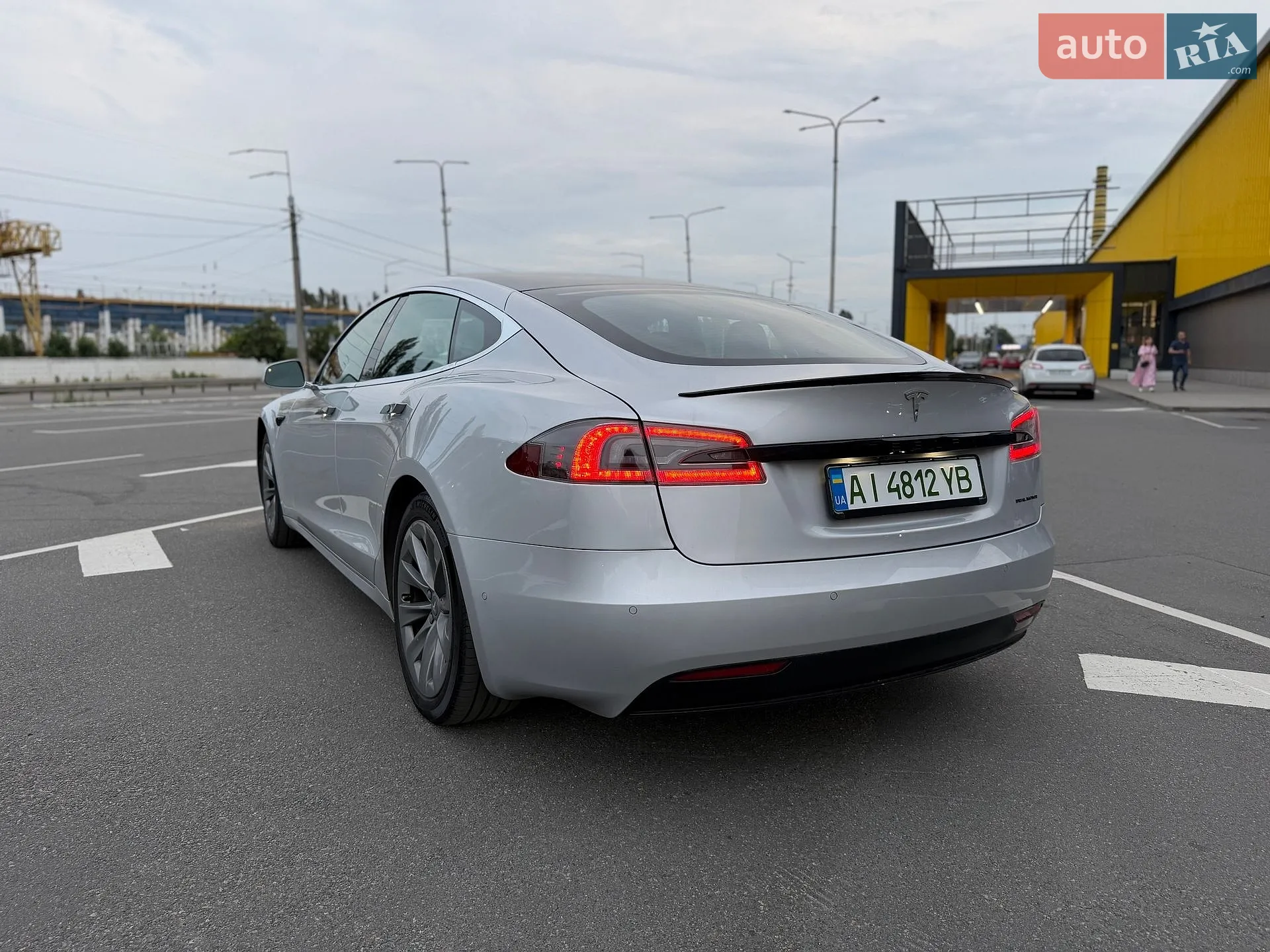 2017 Tesla Model S - мініатюра 8