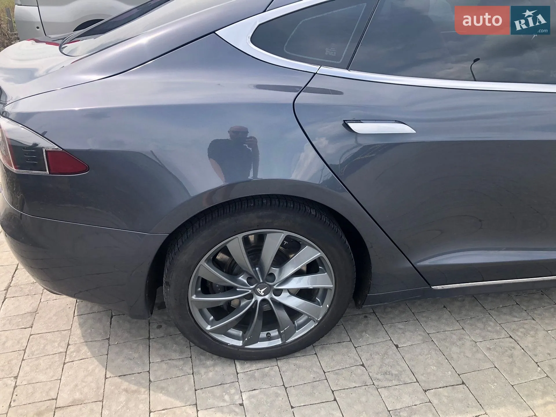 2016 Tesla Model S - мініатюра 11