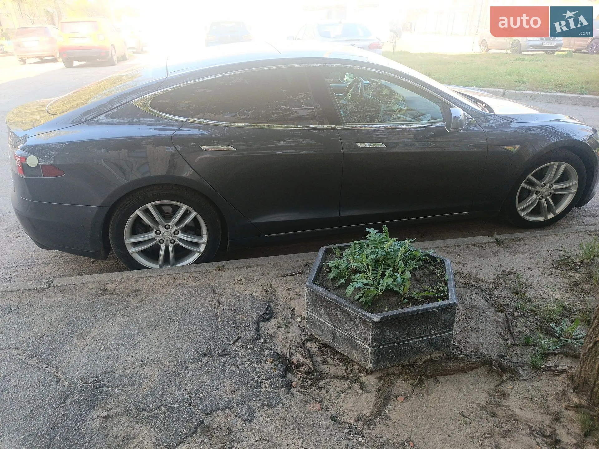 2016 Tesla Model S - мініатюра 5