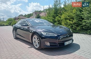 Ліфтбек Tesla Model S 2013 в Шепетівці