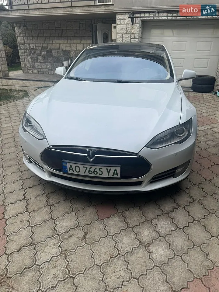 2014 Tesla Model S - мініатюра 33