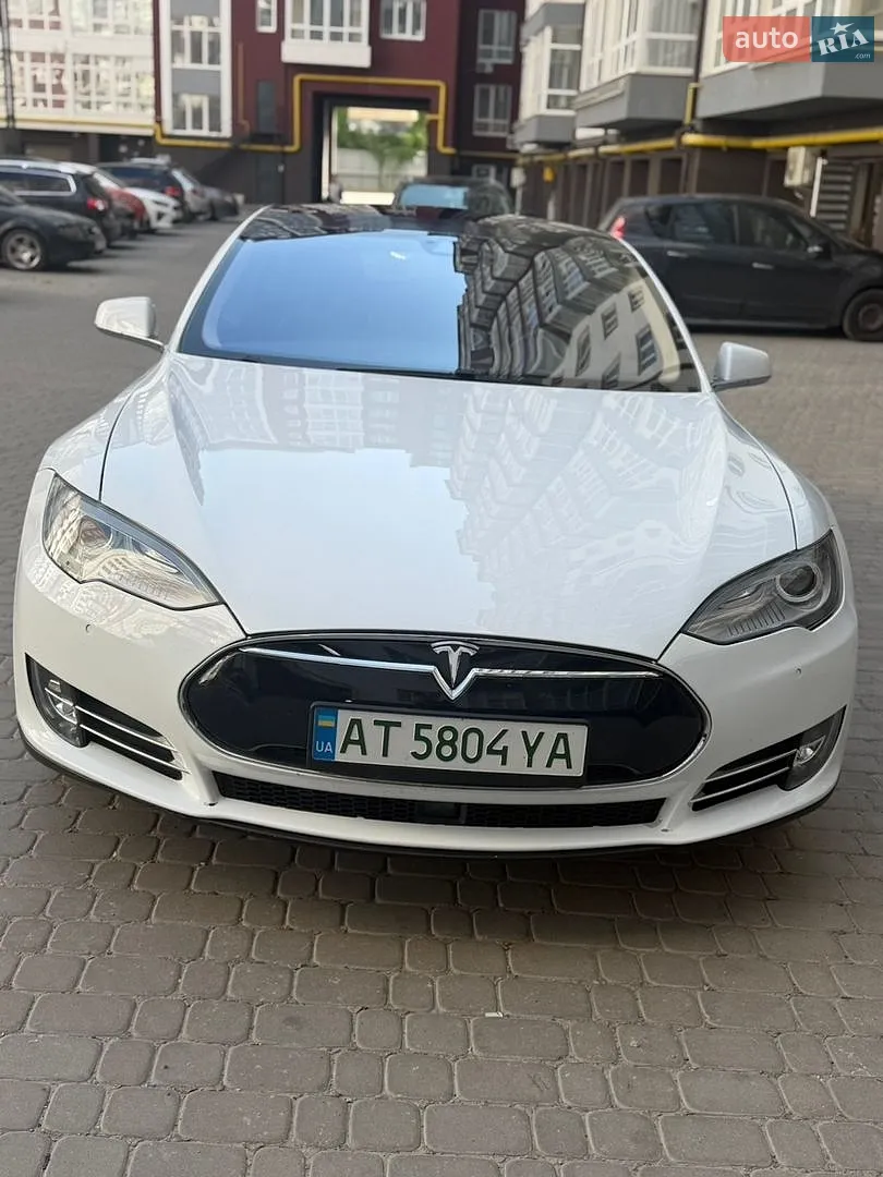 2015 Tesla Model S - мініатюра 2
