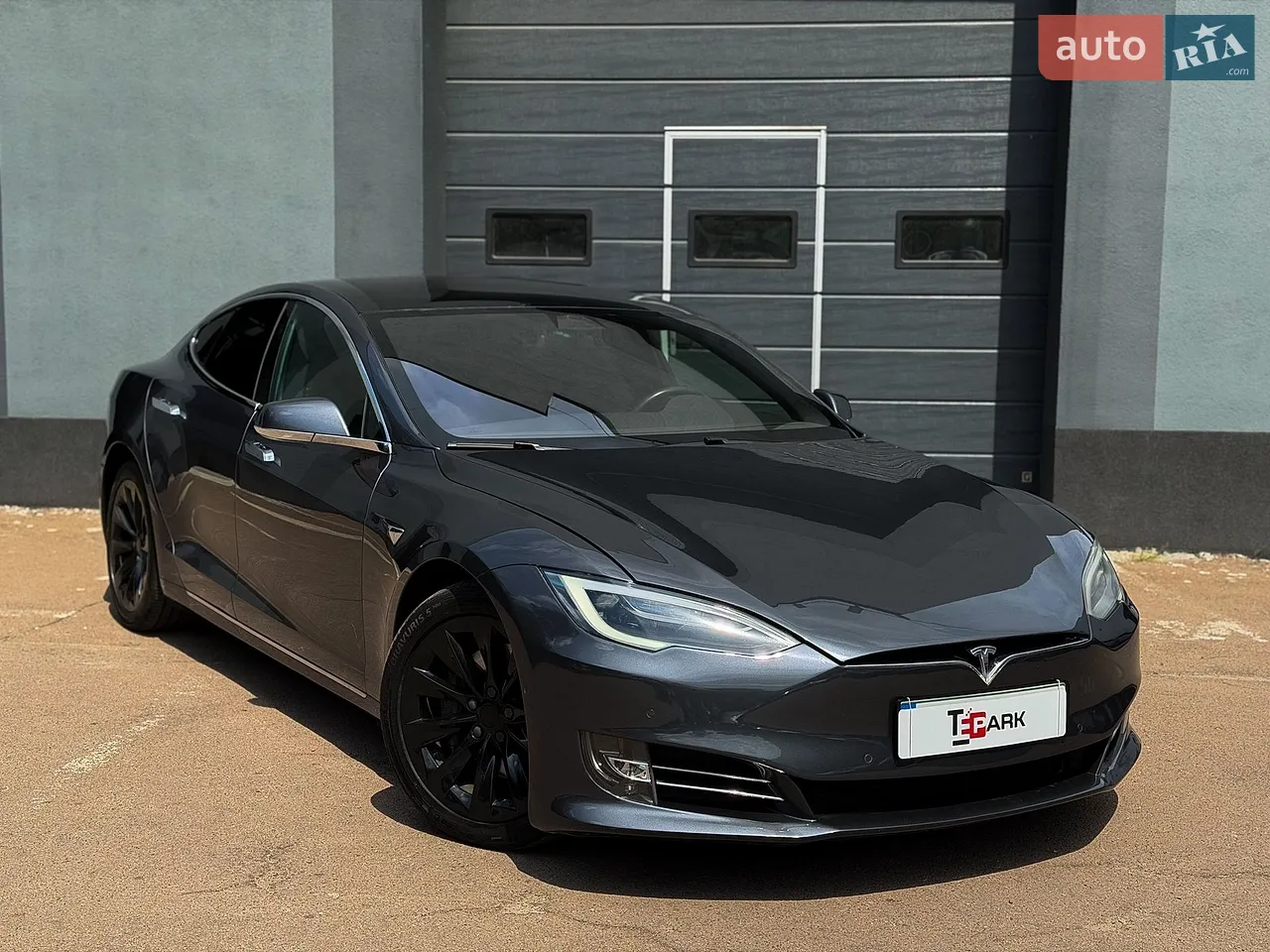 2022 Tesla Model X - мініатюра 38