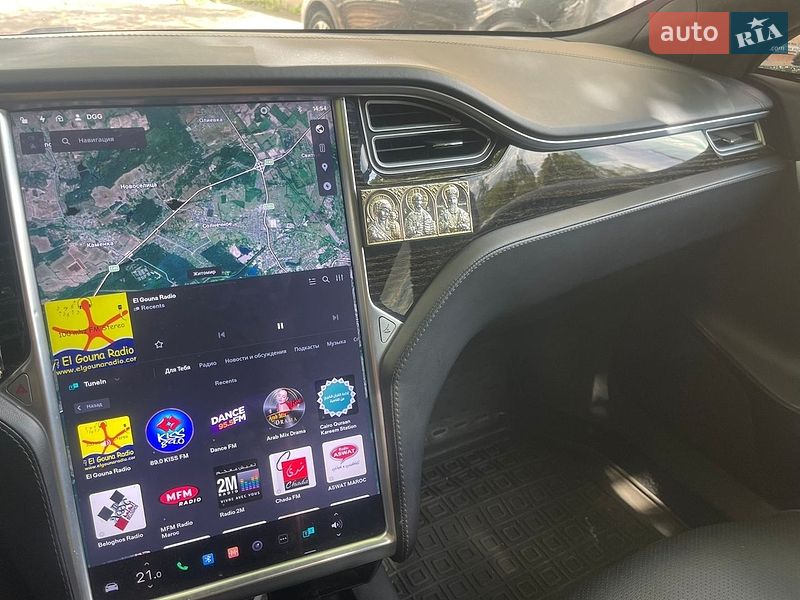 Лифтбек Tesla Model S 2016 в Житомире