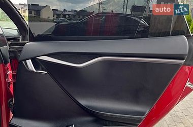 Ліфтбек Tesla Model S 2018 в Тернополі