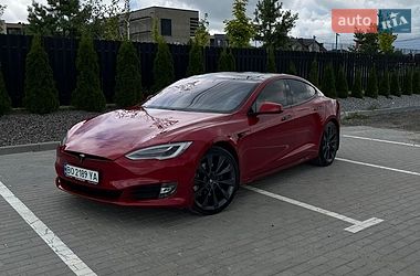 Ліфтбек Tesla Model S 2018 в Тернополі