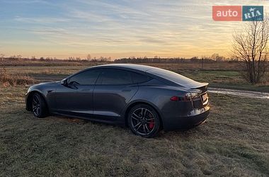Лифтбек Tesla Model S 2020 в Броварах