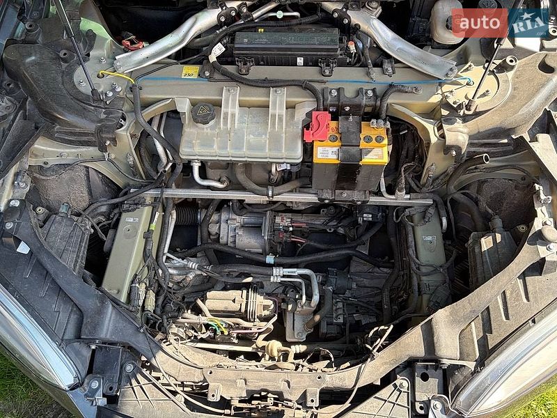 Лифтбек Tesla Model S 2020 в Броварах