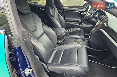Лифтбек Tesla Model S 2018 в Киеве