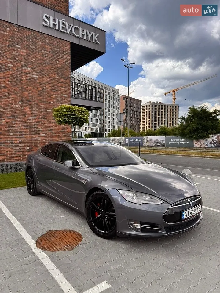 2015 Tesla Model S - мініатюра 20