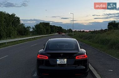 Лифтбек Tesla Model S 2016 в Львове фото 8 Лифтбек Tesla Model S 2016 в Львове