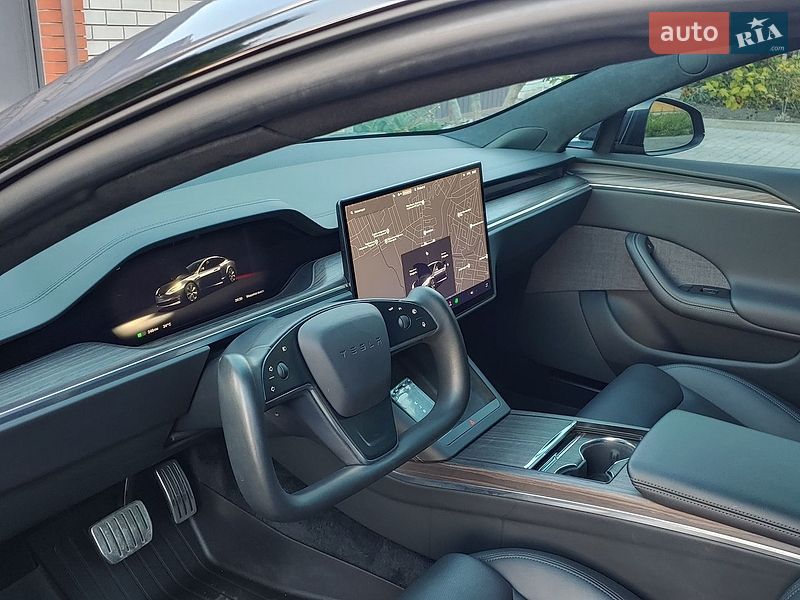 Лифтбек Tesla Model S 2021 в Днепре