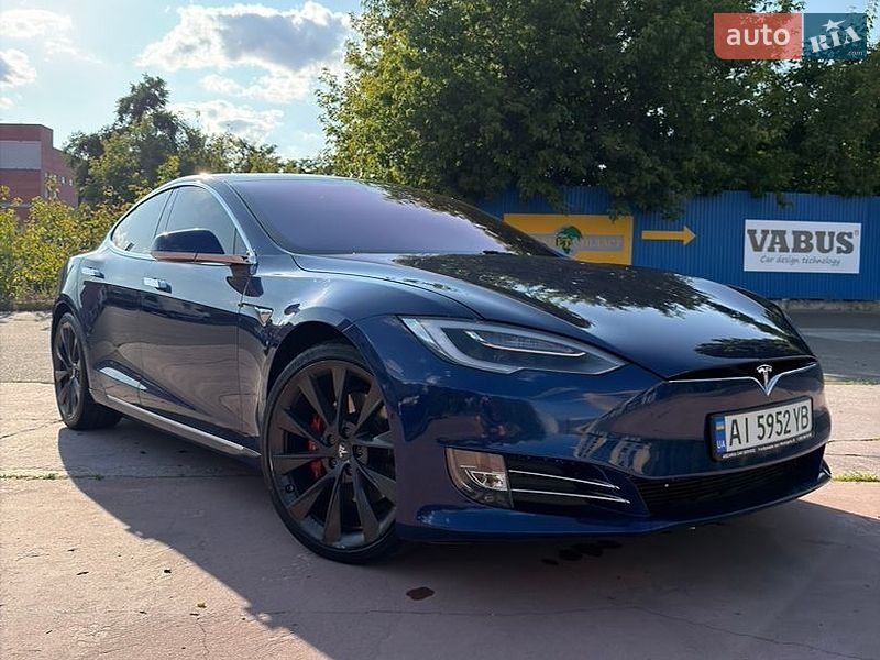 Ліфтбек Tesla Model S 2019 в Броварах фото Ліфтбек Tesla Model S 2019 в Броварах