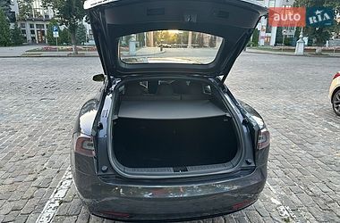 Лифтбек Tesla Model S 2018 в Харькове