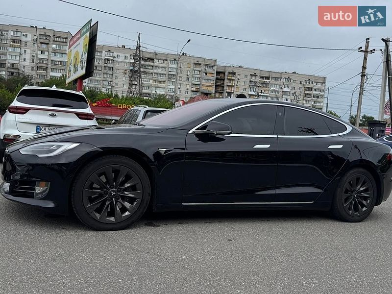 Tesla Model S 2020 Tesla Model S 2020