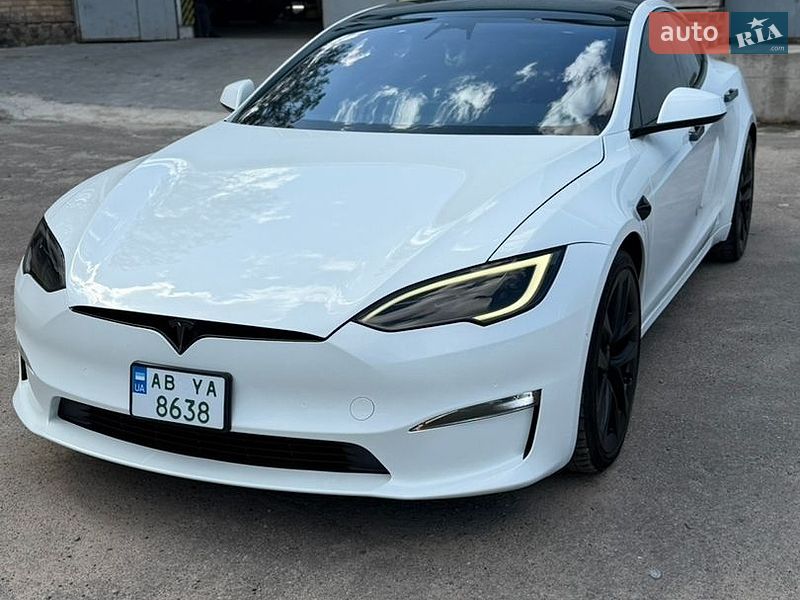 Лифтбек Tesla Model S 2021 в Виннице