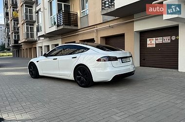 Лифтбек Tesla Model S 2021 в Днепре