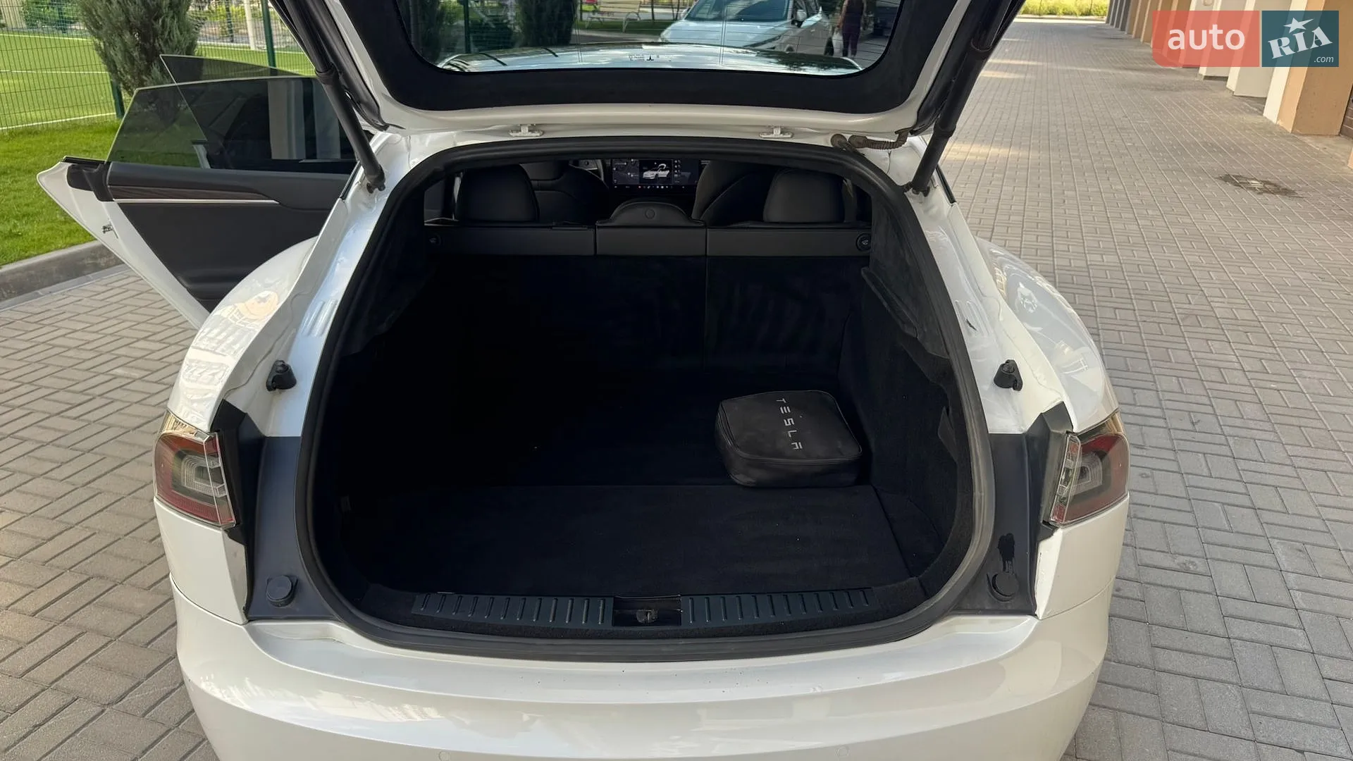 2021 Tesla Model S - мініатюра 15