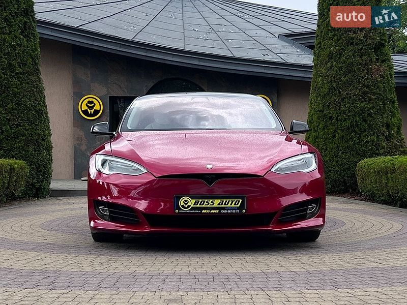 Ліфтбек Tesla Model S 2019 в Львові фото 2 Ліфтбек Tesla Model S 2019 в Львові