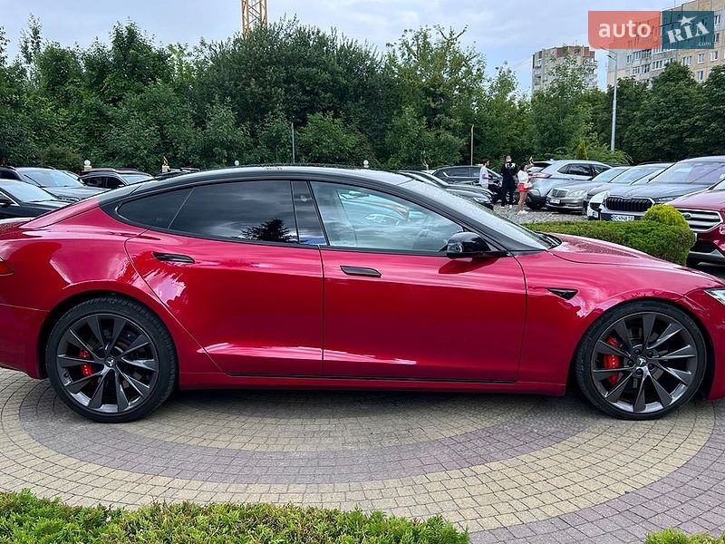 Ліфтбек Tesla Model S 2019 в Львові фото 8 Ліфтбек Tesla Model S 2019 в Львові