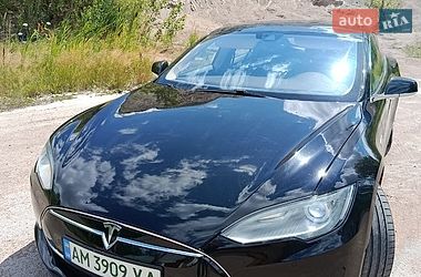 Ліфтбек Tesla Model S 2015 в Коростені фото 4 Ліфтбек Tesla Model S 2015 в Коростені