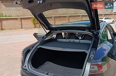 Ліфтбек Tesla Model S 2015 в Коростені фото 11 Ліфтбек Tesla Model S 2015 в Коростені