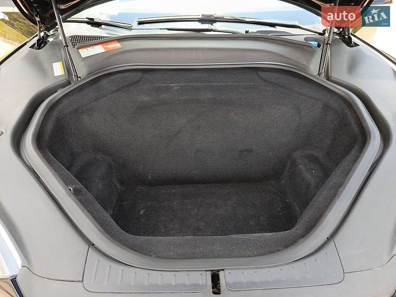 Ліфтбек Tesla Model S 2015 в Коростені фото 16 Ліфтбек Tesla Model S 2015 в Коростені
