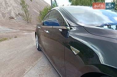 Ліфтбек Tesla Model S 2015 в Коростені фото 25 Ліфтбек Tesla Model S 2015 в Коростені