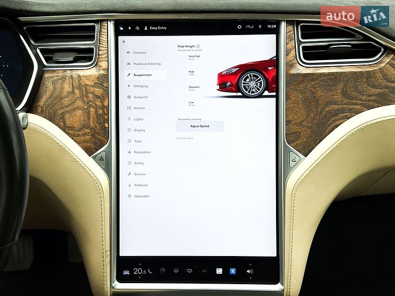 Ліфтбек Tesla Model S 2017 в Києві
