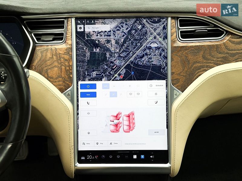 Ліфтбек Tesla Model S 2017 в Києві