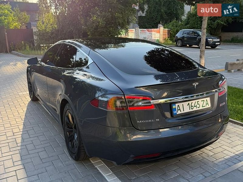 Ліфтбек Tesla Model S 2017 в Києві фото 9 Ліфтбек Tesla Model S 2017 в Києві