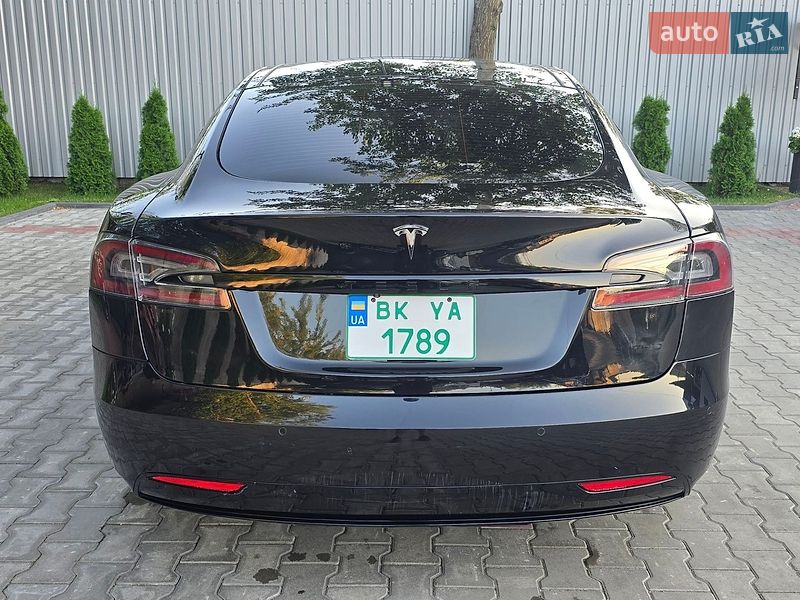 Ліфтбек Tesla Model S 2018 в Костопілі фото 8 Ліфтбек Tesla Model S 2018 в Костопілі