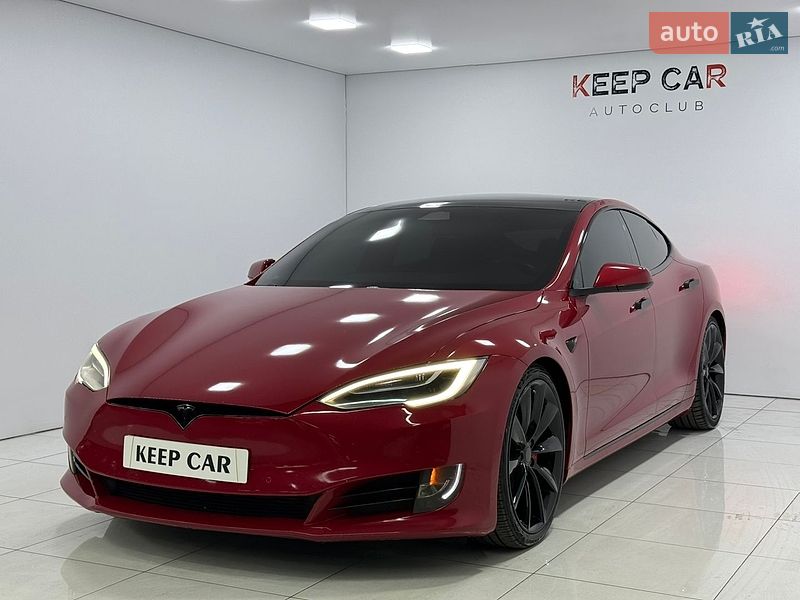 Лифтбек Tesla Model S 2020 в Одессе