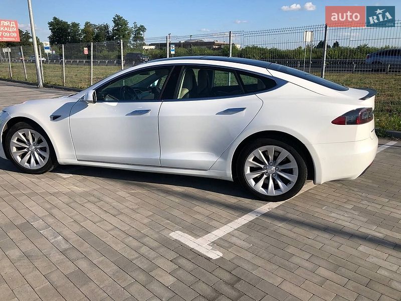 Tesla Model S 2016 Tesla Model S 2016