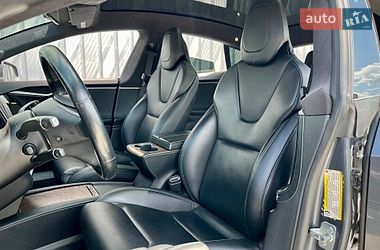 Ліфтбек Tesla Model S 2019 в Дніпрі