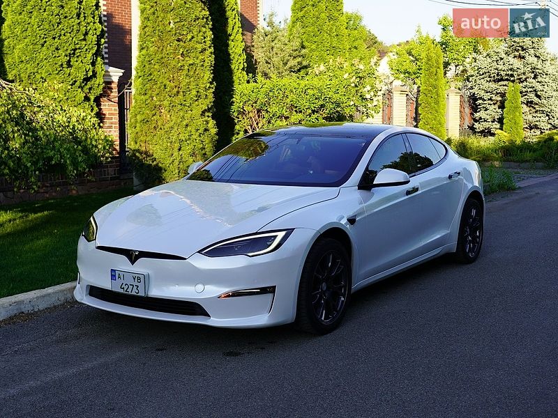 Ліфтбек Tesla Model S 2022 в Києві