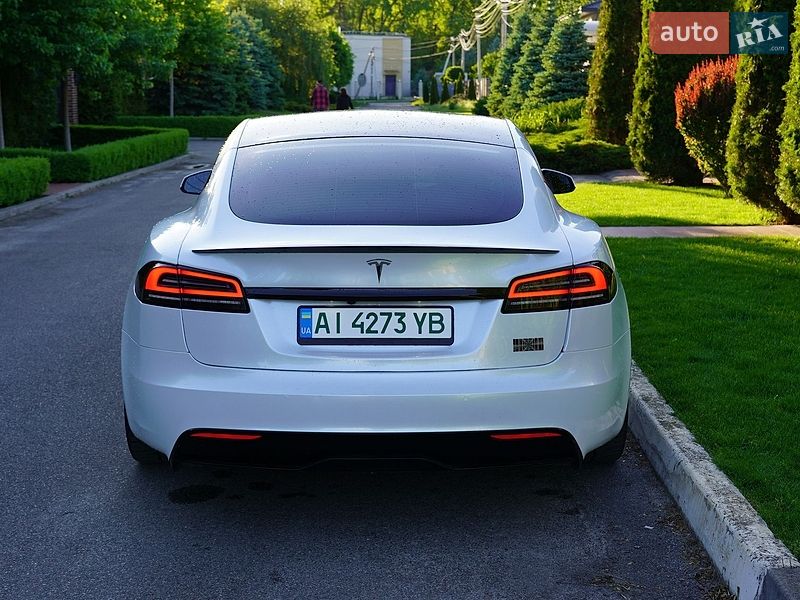 Ліфтбек Tesla Model S 2022 в Києві