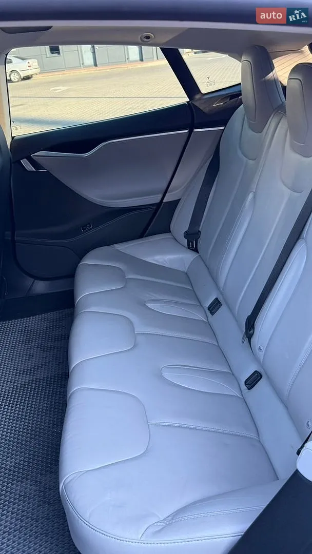 2015 Tesla Model S - мініатюра 7
