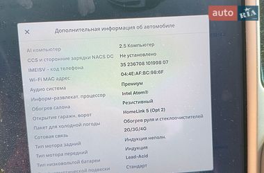 Ліфтбек Tesla Model S 2018 в Нововолинську