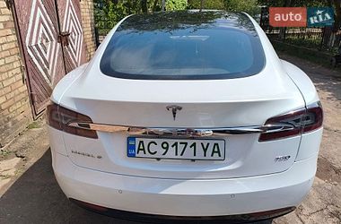 Ліфтбек Tesla Model S 2018 в Нововолинську