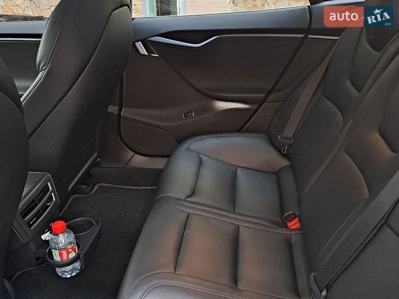 Ліфтбек Tesla Model S 2020 в Києві