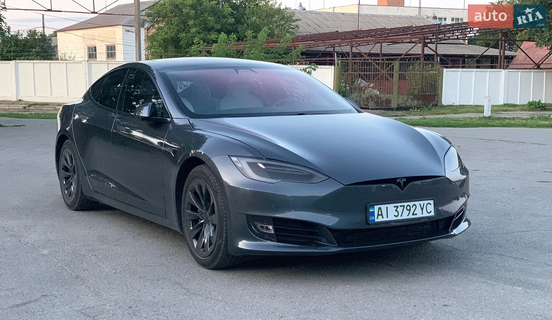 2017 Tesla Model S - фото 1