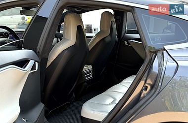 Лифтбек Tesla Model S 2015 в Киеве фото 14 Лифтбек Tesla Model S 2015 в Киеве