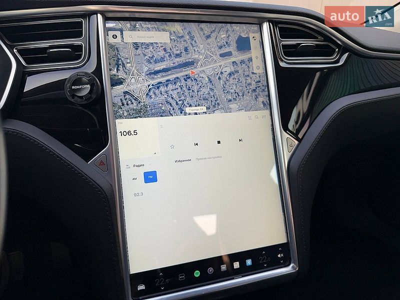 Ліфтбек Tesla Model S 2015 в Києві