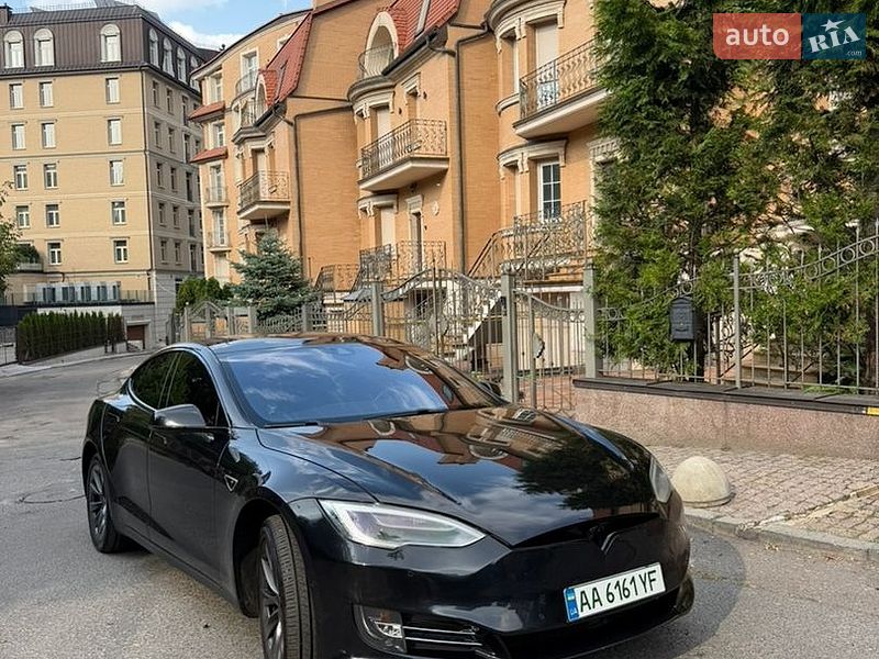 Tesla Model S 2015 Tesla Model S 2015
