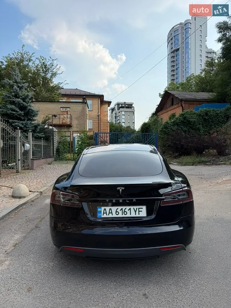 2015 Tesla Model S - мініатюра 24