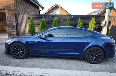 Лифтбек Tesla Model S 2022 в Киеве
